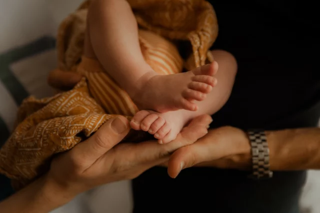Pirmieji susipažinimai 🥰⁠
📷 www.justinasmile.com⁠
.⁠
.⁠
#naujagimiufotografija⁠
#vaikufotografija⁠
#seimosfotosesija⁠
#fotosesija⁠
#justinasmilephotography⁠
#naujagimis⁠
#naujagimiofotosesija⁠
#naujagimiufotografe⁠
#naujagimiufoto⁠
#fotosesijakaune⁠
#fotosesijavilniuje⁠
#naujagimiui⁠
#seima⁠
#tevai